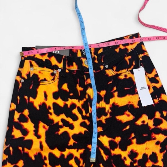 BDG Urban Outfitters black & orange flame print jeans Size 27 - Picture 4 of 7